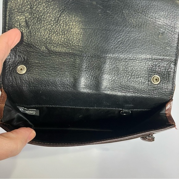 Brighton croc embossed leather clutch brown 8” x 5.75” - Picture 4 of 10